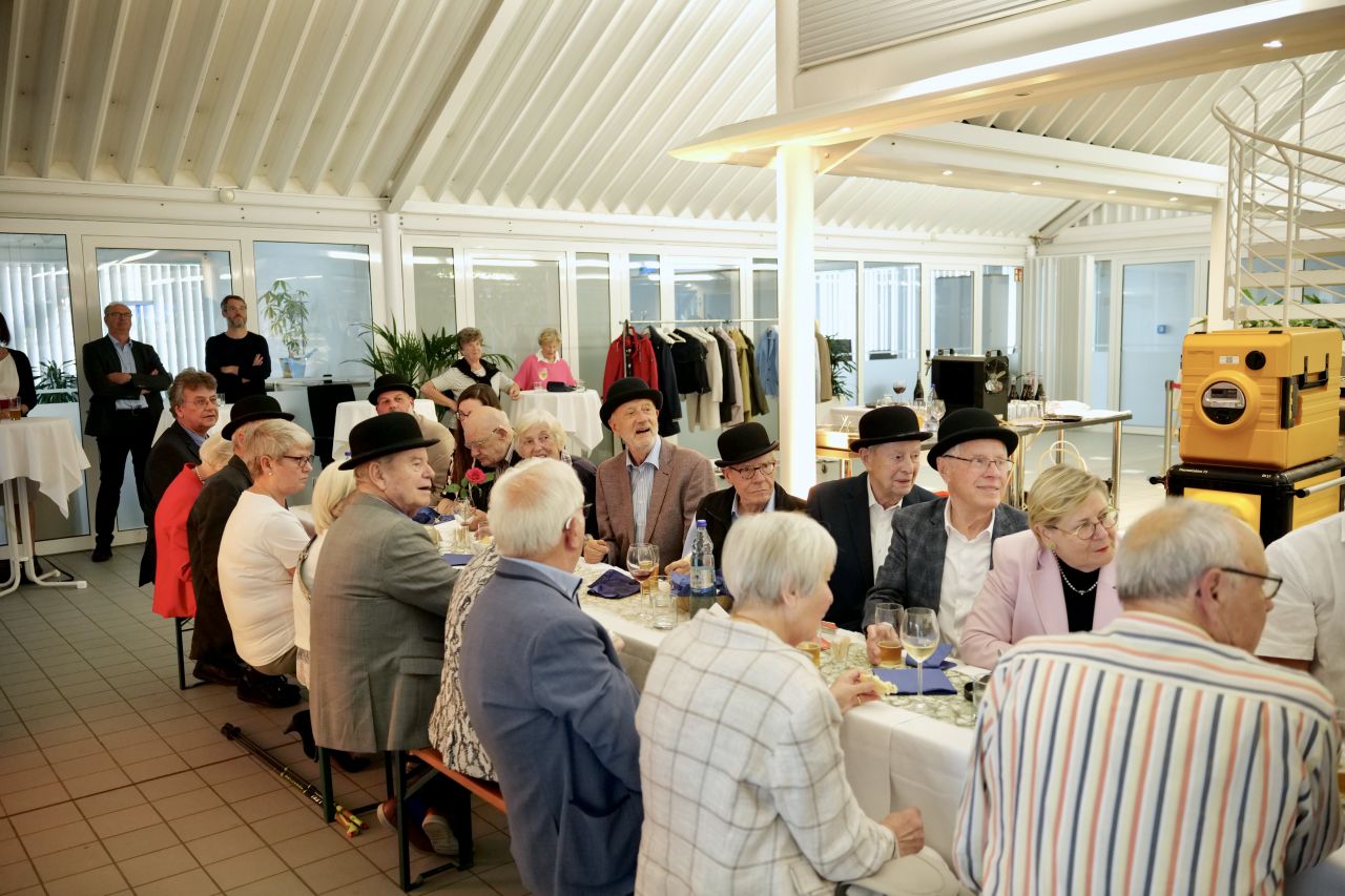 10 Jahre Monheimer Bürgerstiftung „Minsche vür Minsche“ und 85. Geburtstag von Emil Drösser