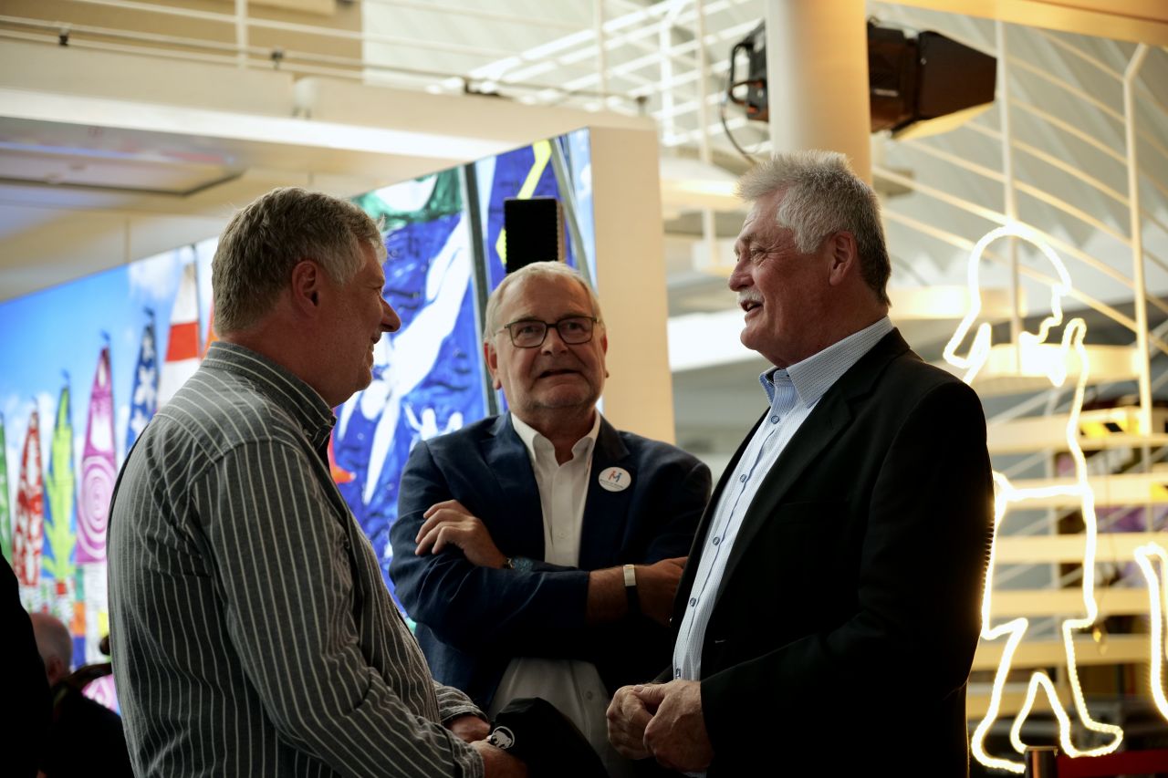 10 Jahre Monheimer Bürgerstiftung „Minsche vür Minsche“ und 85. Geburtstag von Emil Drösser